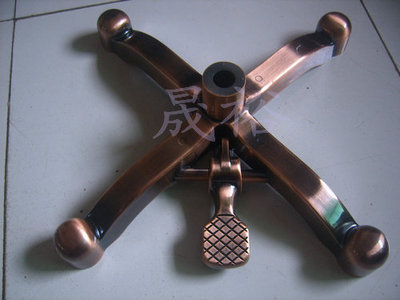 模特底座;電鍍模特底盤;不銹鋼模特底盤;掛包架;鐵藝模特;鞋托;不銹鋼貨架,展示架;亞克力產品;展示架;鋁合金及電鍍產品;四腳架;流水臺